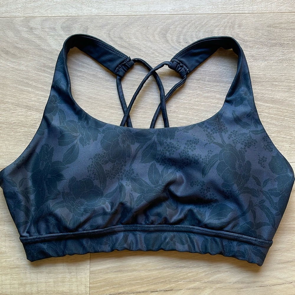 Sports bra - Picture 1 of 7
